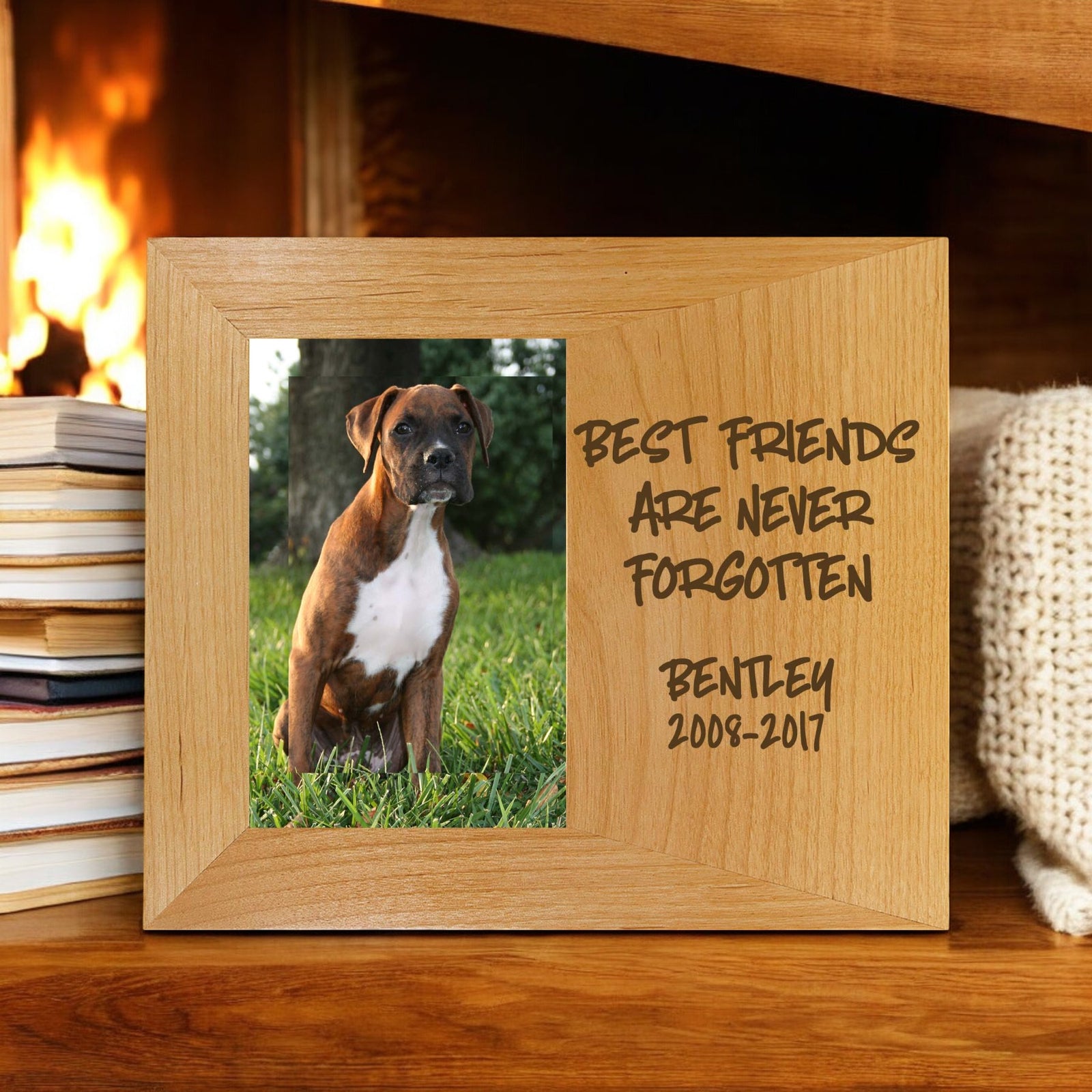Best Friends Are Never Forgotten - Pet Memorial Personalized Wood Frame by Sunny Box
